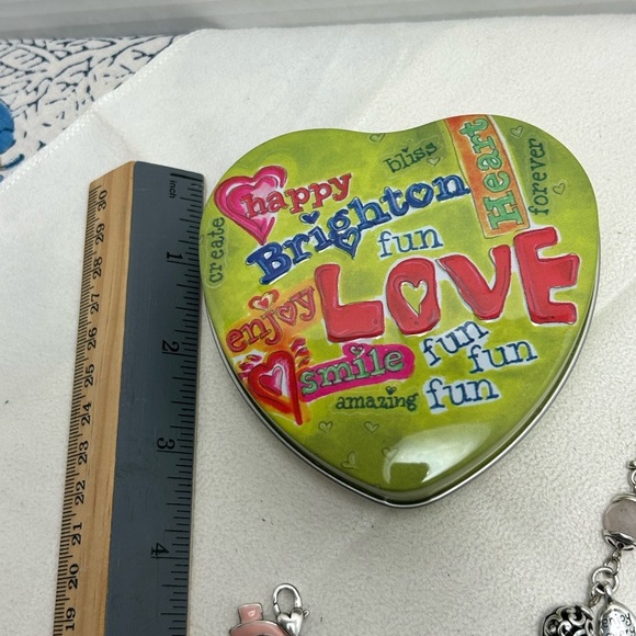 Brighton Power of Pink 2007 Charm Bracelet Silver Plated 9" & Small Tin - Picture 9 of 10